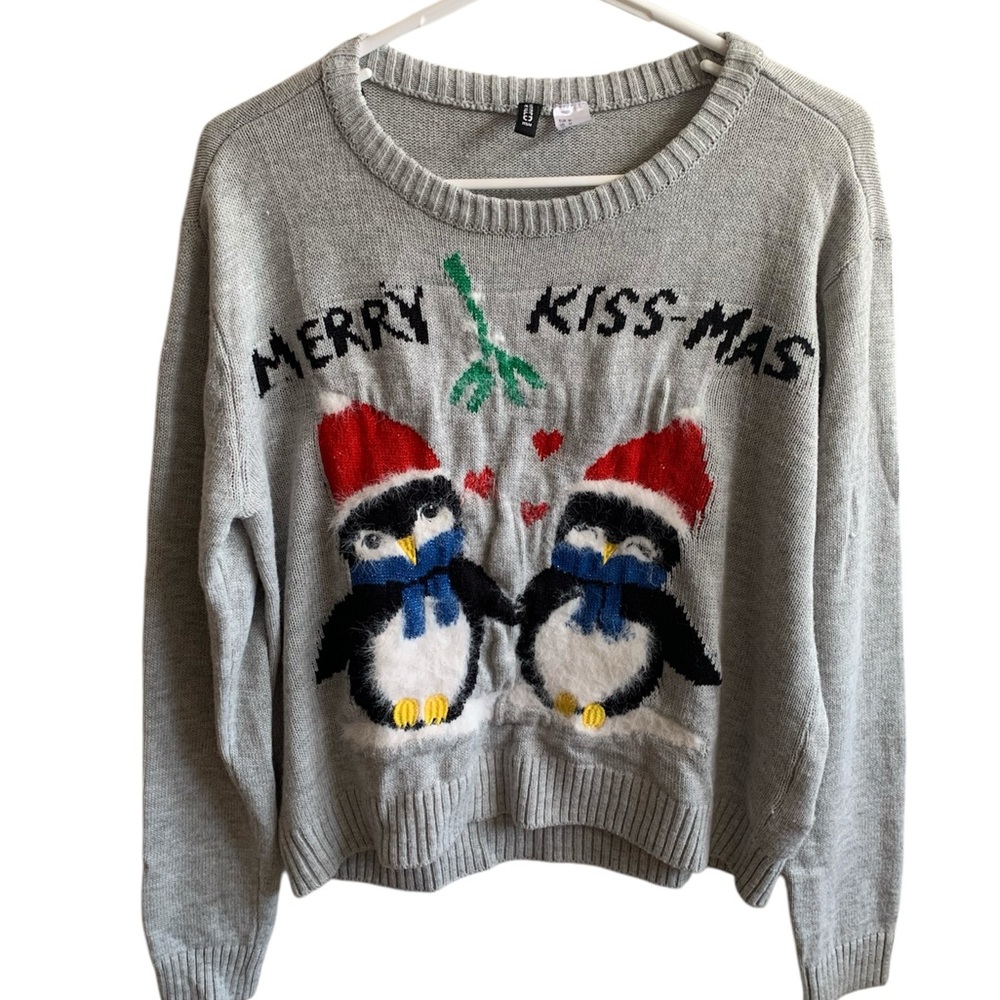 Divided by H&M Penguin Christmas Sweater – Gray (M)